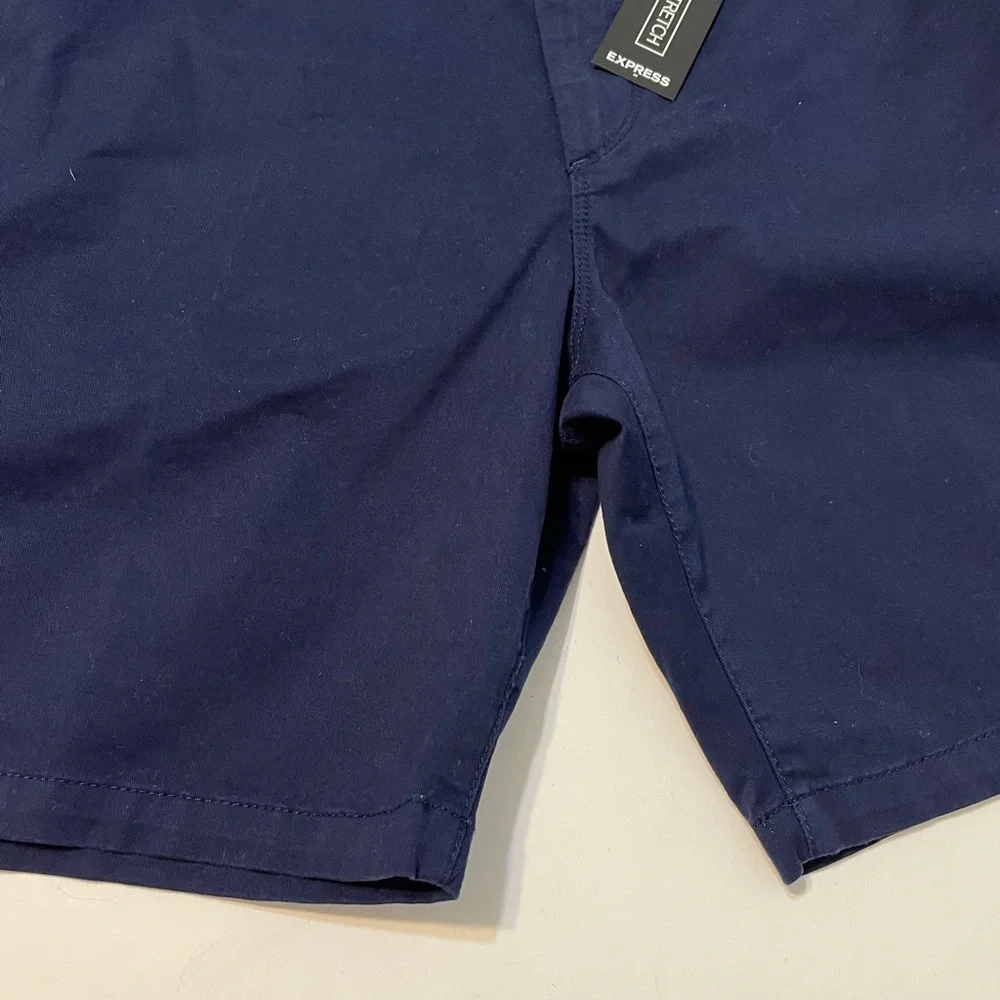 Express Classic Fit Stretch Shorts Mens Size 38 Plain Navy Blue, NWT
